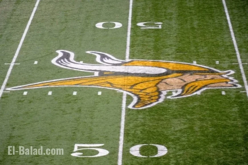 Vikings’ Flight Returns After Landing Gear Malfunction