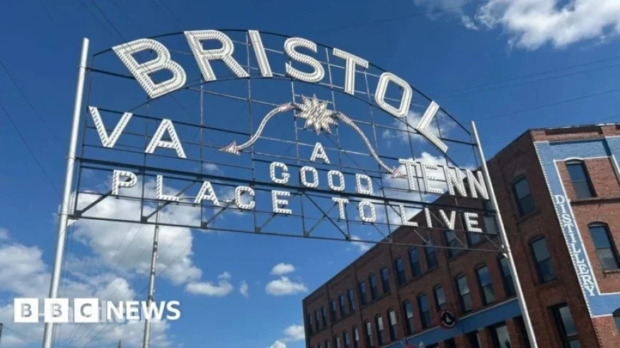 Town Straddling Two States Becomes Epicenter of U.S. Abortion Debate