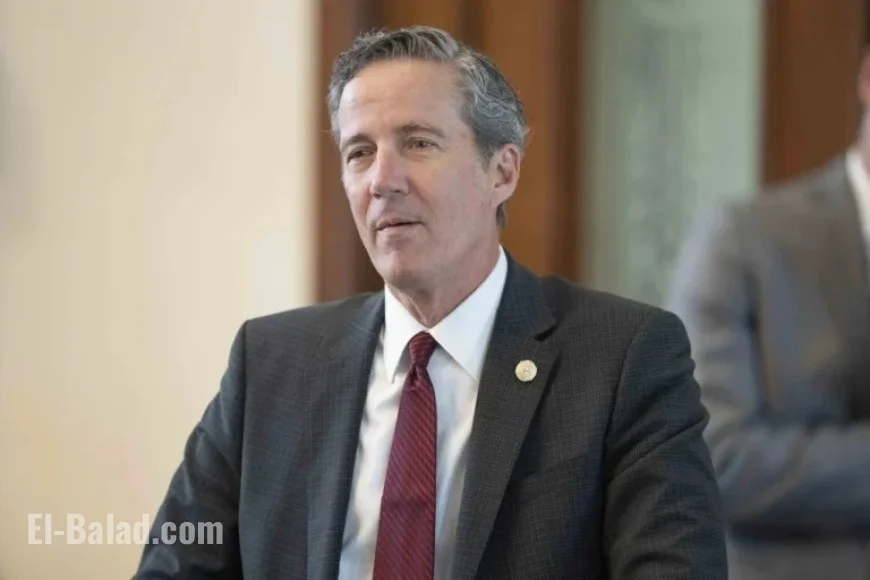 Texas Comptroller Demands Clarification on School Voucher Exclusions