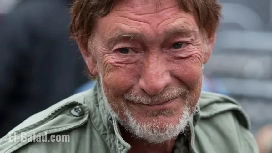 ‘Driving Home for Christmas’ Singer Chris Rea Dies at 74