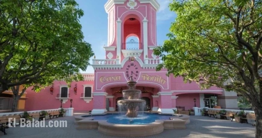 South Park Creators Confront Performers at Casa Bonita Restaurant