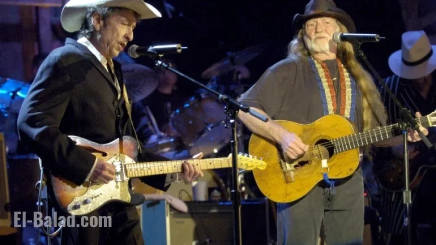 Bob Dylan Praises Willie Nelson’s ‘Ancient Viking Soul’