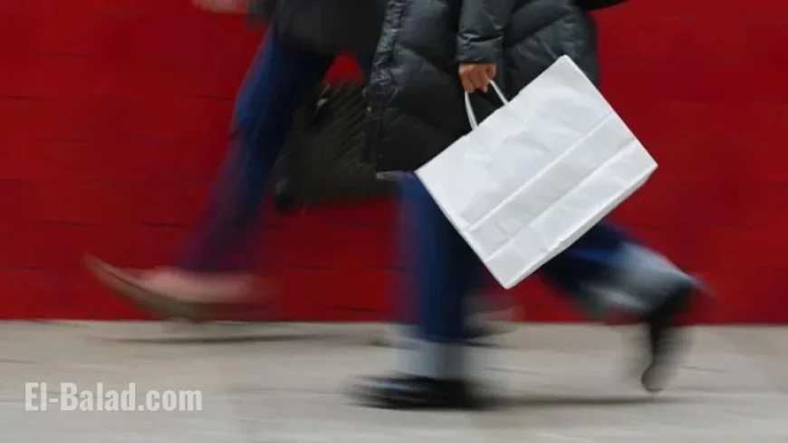 Why Do Many Americans Disfavor This Booming Economy?