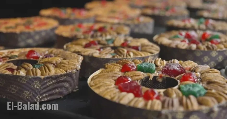 Texas Bakery Takes Holiday Fruitcake Tradition Seriously
