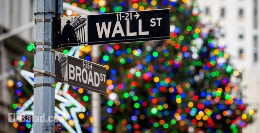 Dow Jones and S&P 500 Reach Record Highs Before Christmas Holiday