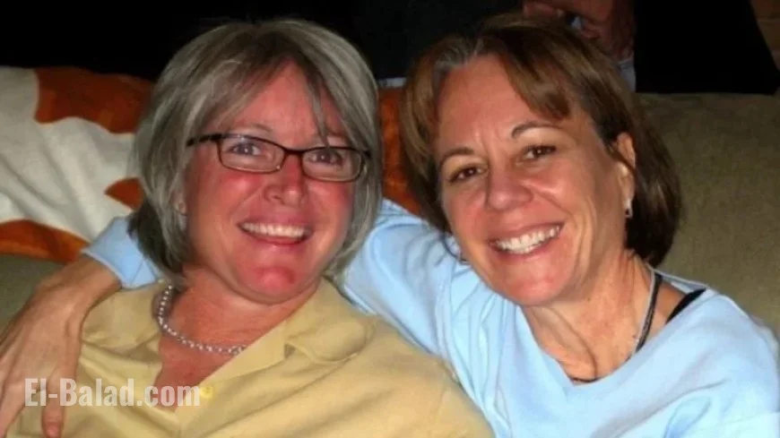 Christmas Heartbreak Transformed: Enter the Unexpected House Sitter