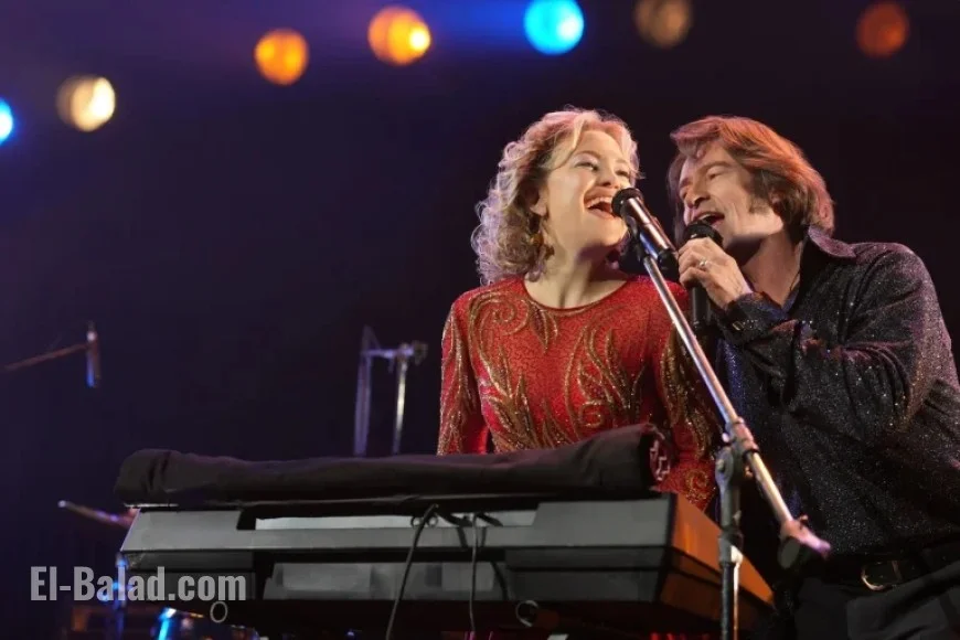 Review: ‘Song Sung Blue’ Delivers a Quirky Twist on Neil Diamond’s Legacy