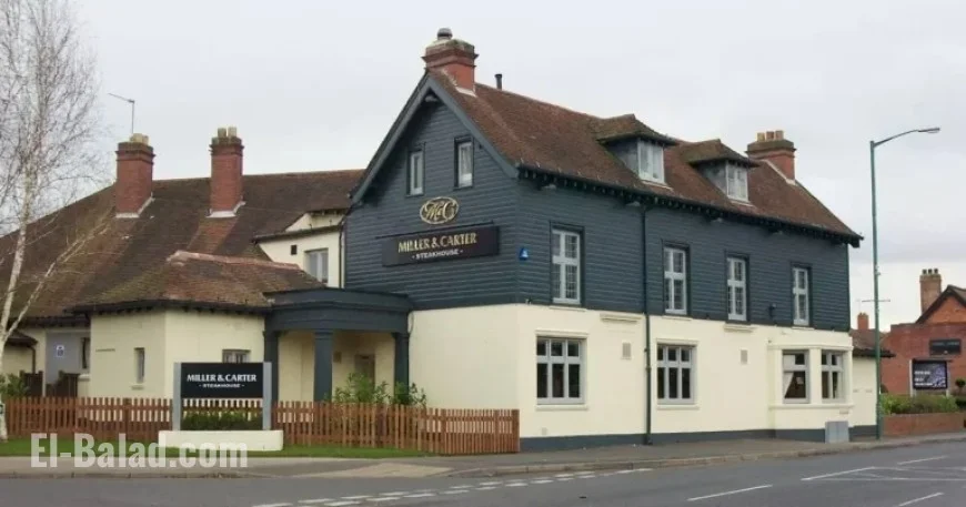 Brits Pay £105 for Christmas Dinner, Restaurant Closes Leaving Them Furious