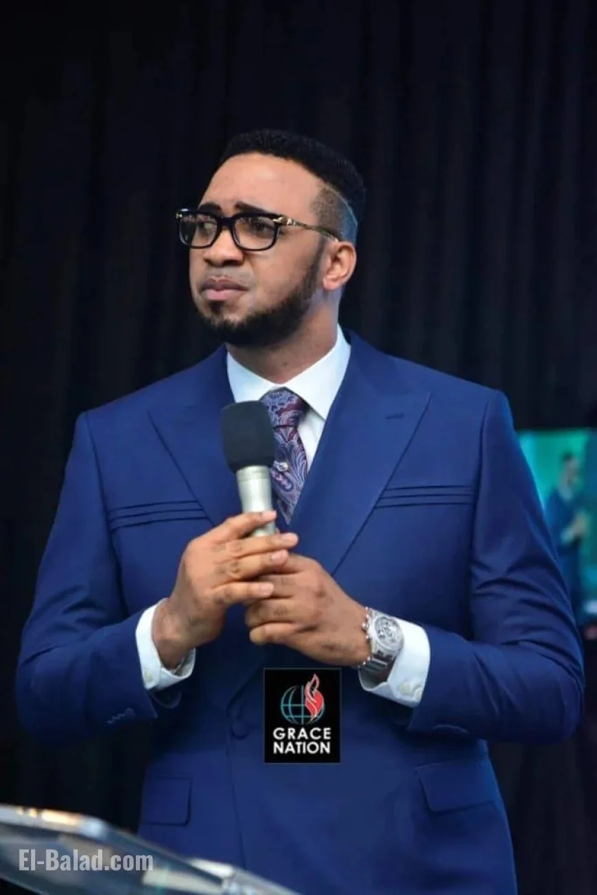 Pastor Okafor Apologizes to Doris Ogala, Kneels Before Congregation