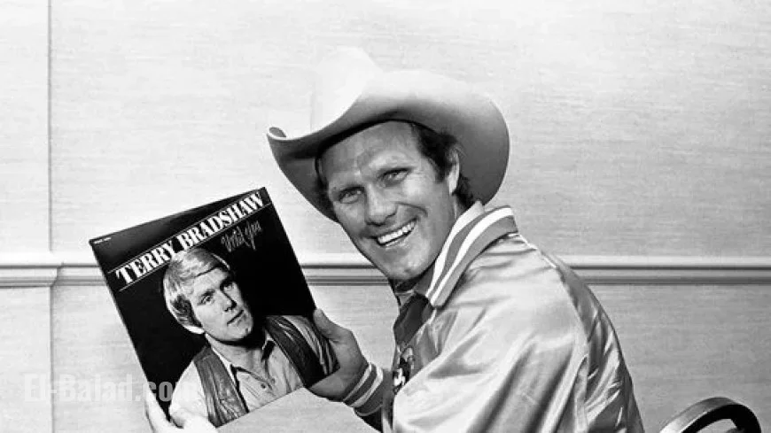 NFL Legend John Elway Criticizes Steelers Icon Terry Bradshaw: “Low on My List”