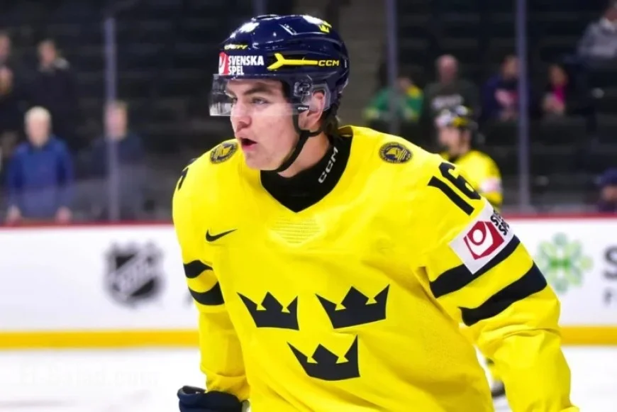 Can Blackhawks’ Anton Frondell Shine at World Juniors?