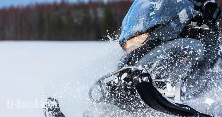 Sheriff Reports Six Snowmobilers Fall Through Ice on Lake Vermilion