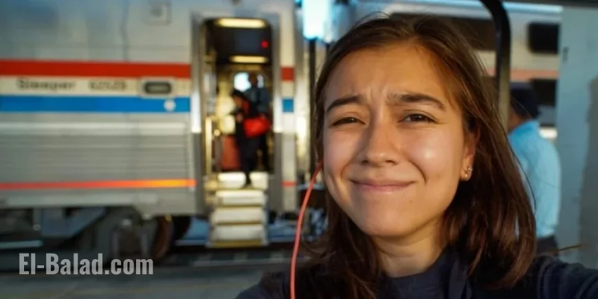 Amtrak Viewliner Roomette: Detailed Review and Stunning Photos