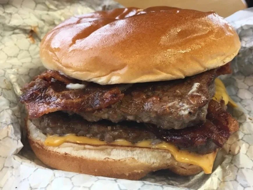 Wendy’s Unveils In-App Deal: Enjoy Bacon Cheeseburger for Just 1 Cent