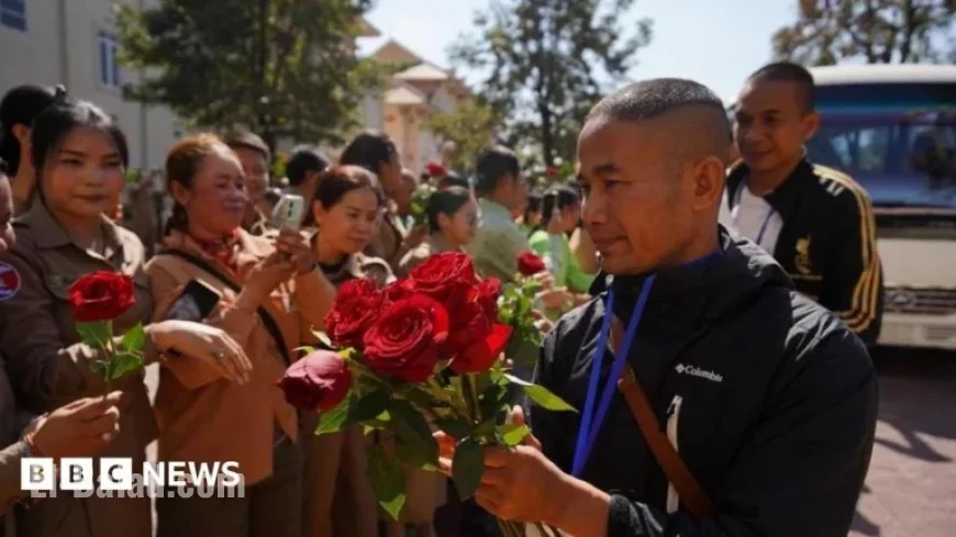 Thailand Frees 18 Cambodian Soldiers Detained Since July