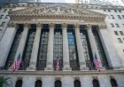 Wall Street Anticipates Growth Following Best Performance Since 2009