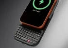 Clicks Power Keyboard Doubles as a Backup Phone Battery