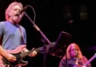 Warren Haynes Honors Bob Weir as ‘The Missing Link’