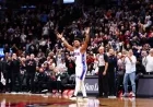 Kyle Lowry Earns Enthusiastic Welcome on Toronto Return