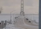 Mackinac Bridge Faces Blowing Snow Warning