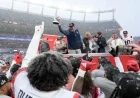 Mike Vrabel Celebrates Patriots AFC Championship by Chugging Beer in Locker Room