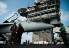Aircraft Carrier Arrives in Middle East, Enhancing Trump’s Iran Strategy