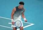 Ben Shelton Surges; Sinner, Djokovic, Swiatek Advance at Australian Open 2026