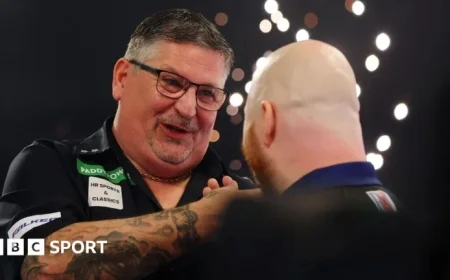Gary Anderson and Ryan Searle Advance to 2026 Darts Championship Semi-Finals