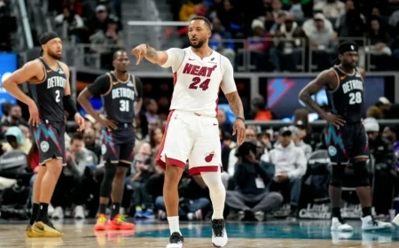 Miami and Houston Extend NBA Winning Streaks to Four Games