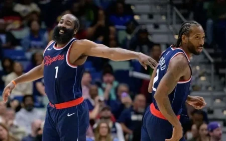 Kawhi Leonard Shares Humorous New Year’s Resolution for James Harden