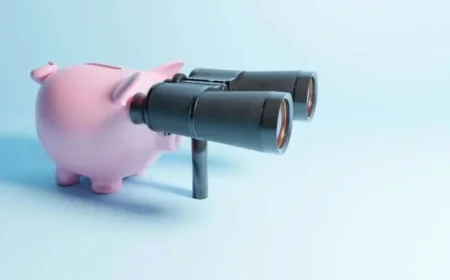 Will Barclays Share Price Outperform Lloyds by 2026?