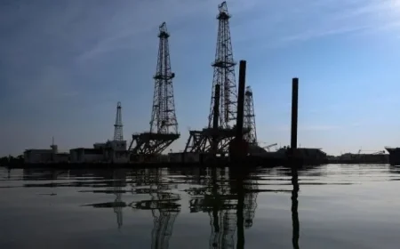 US Strike in Venezuela: Impact on Gas Prices and Oil Markets