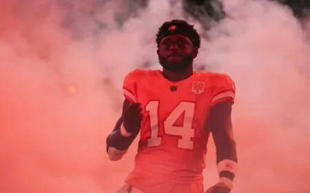 Bucs List Chris Godwin on Injury Report Due to Illness