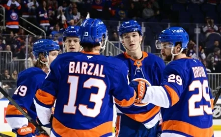 Schaefer Scores Power-Play Goal