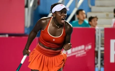 Canadian Teen Rises as Contender in Australian Open