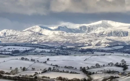 Met Office Forecasts 10cm of Snow in Wales, Temperatures Dropping to -10C