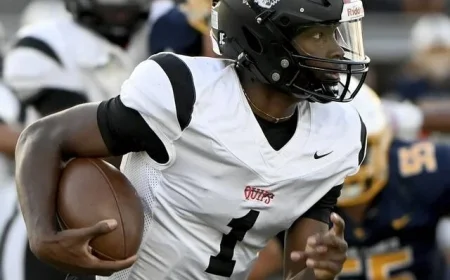 Steelers Award Jerome Bettis Leadership Honors to 11 High School Football Players