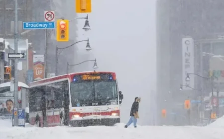 Toronto Snowfall on Monday May Disrupt Morning Commute