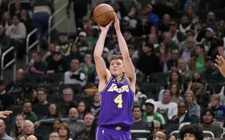 Lakers Update: JJ Redick Urges Dalton Knecht to Maximize Playing Time