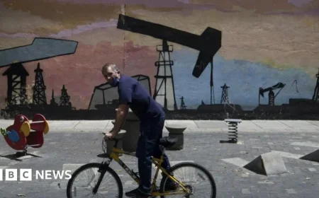 Trump Seeks Venezuela’s Oil: Will His Strategy Succeed?