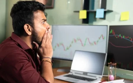 Bitcoin Investment Outlook: Buy, Hold, or Sell in 2026?