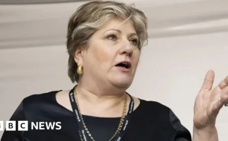 Senior Labour MP Condemns US Actions in Venezuela as Illegal