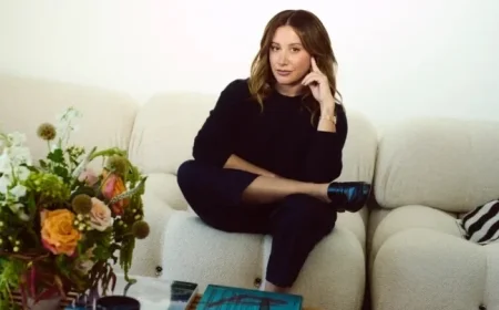 Leaving My Toxic Mom Group for a Healthier Community