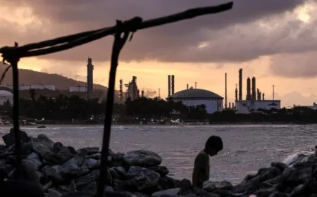 Trump Proposes U.S. Compensation for Oil Firms Rebuilding Venezuela Infrastructure