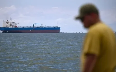 Big Oil Uninterested in Reviving Venezuelan Oil, Despite Trump’s Vision