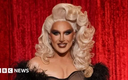 Venues Illuminate Green to Honor The Vivienne’s Memory