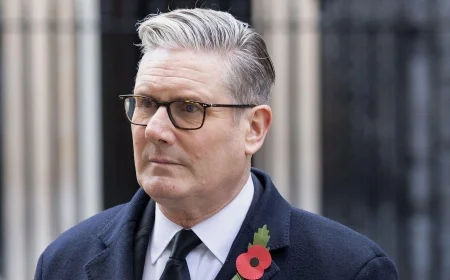 Keir Starmer Confronts Kemi Badenoch in Year’s First PMQs