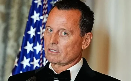 Trump Supporter Reacts to Kennedy Center Boycott Furor