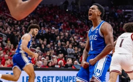 Foster Shines as No. 6 Duke Overcomes No. 20 Louisville 84-73