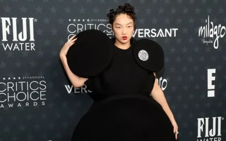 Audrey Nuna Skillfully Dodges Wardrobe Malfunction at Critics Choice Awards